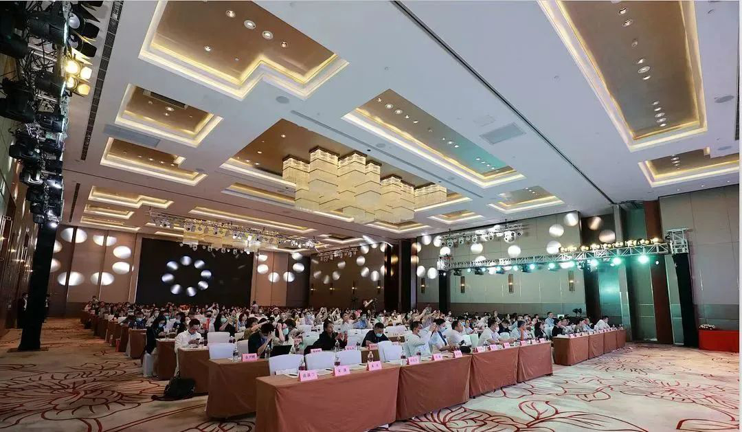 亞冷控股受邀參加2021第二屆國際醫(yī)藥冷鏈體系建設論壇
